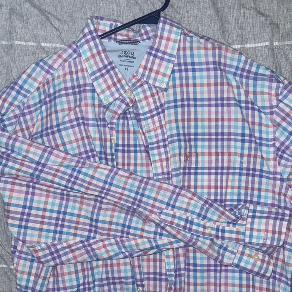 IZOD Men's Multicolor Plaid Shirt